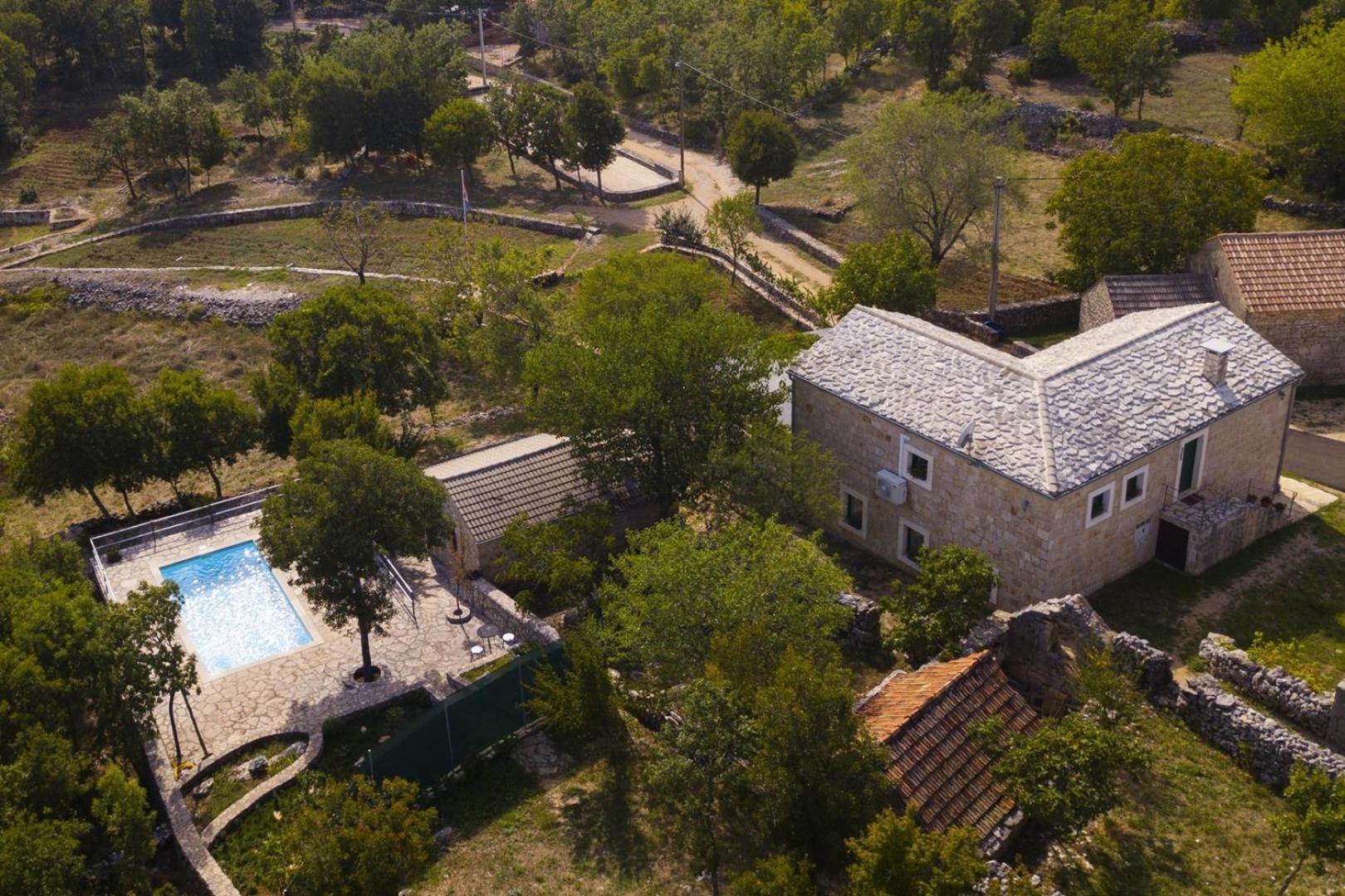 Villa Ognjistar In The Hinterland Of Makarska Riviera Zmijavci Εξωτερικό φωτογραφία