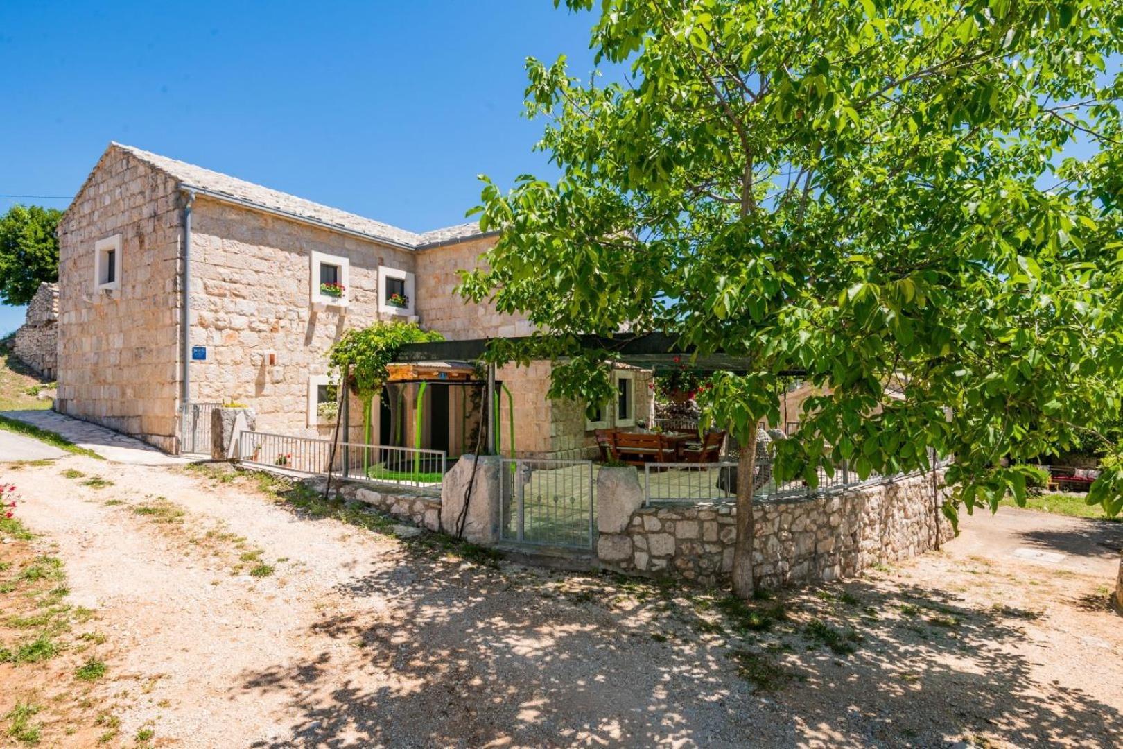 Villa Ognjistar In The Hinterland Of Makarska Riviera Zmijavci Εξωτερικό φωτογραφία